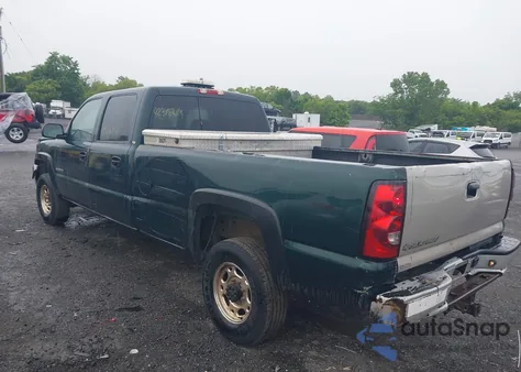 2004 Chevrolet Silverado 2500Hd Work Truck z USA, uszkodzony, nr VIN 1GCHC23U04F222612